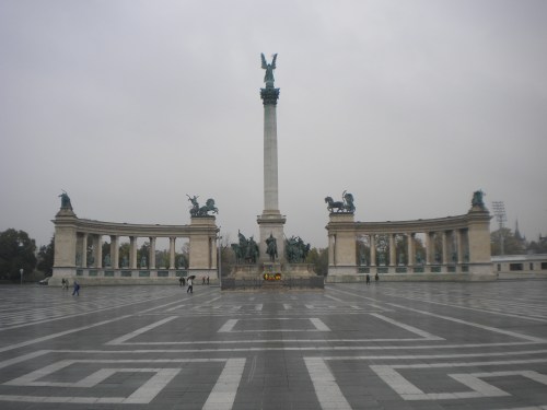Hero's Square 2