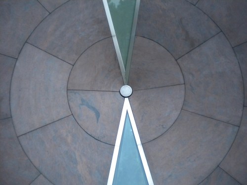 Pest Streets 6 - World's Largest Hourglass