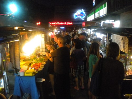 Food 4 - Street Vendors out in force