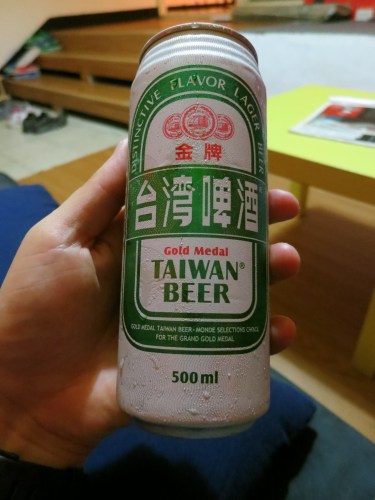 Finally, even though the Taiwanese people consume very little alcohol (they usually opt for tea or milk based drinks), I did manage to find one local beer to satisfy my beer geek instincts