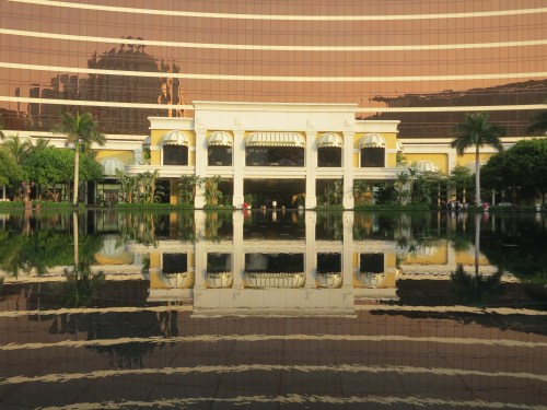 Reflections of the front entrace to the Wynn Resort and Casino