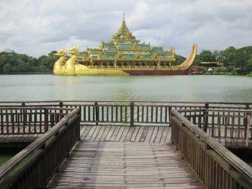 The unmistakable (and quite gaudy) Karaweik Palace that sits near the middle of the lake