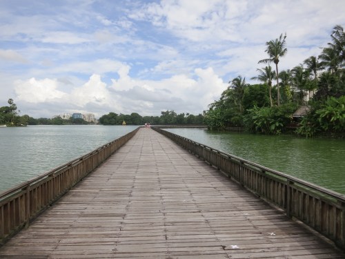 Kandawgyi Lake 29